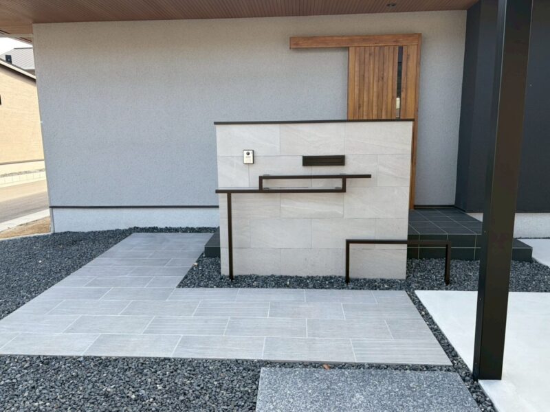 フレームが描く、建築美としてのエクステリア